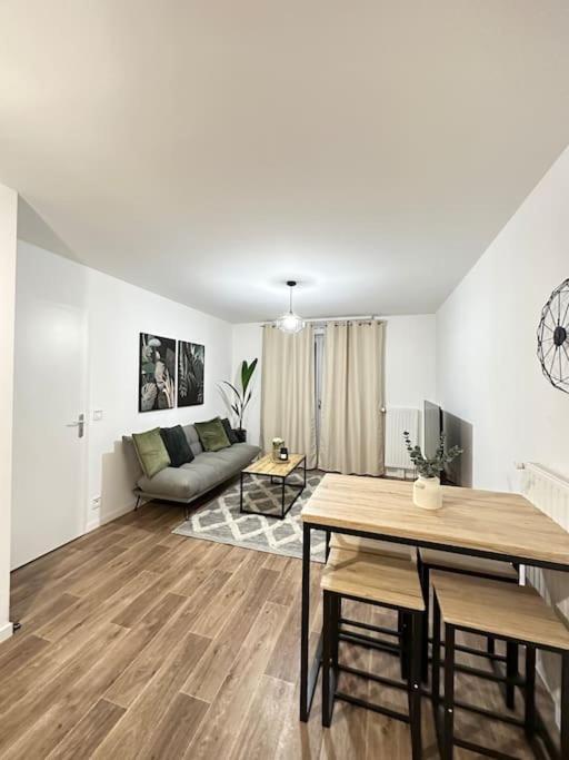 Apartmán Cosy House A 6 Min Du Rer A Et Psa Carrières-sous-Poissy Exteriér fotografie