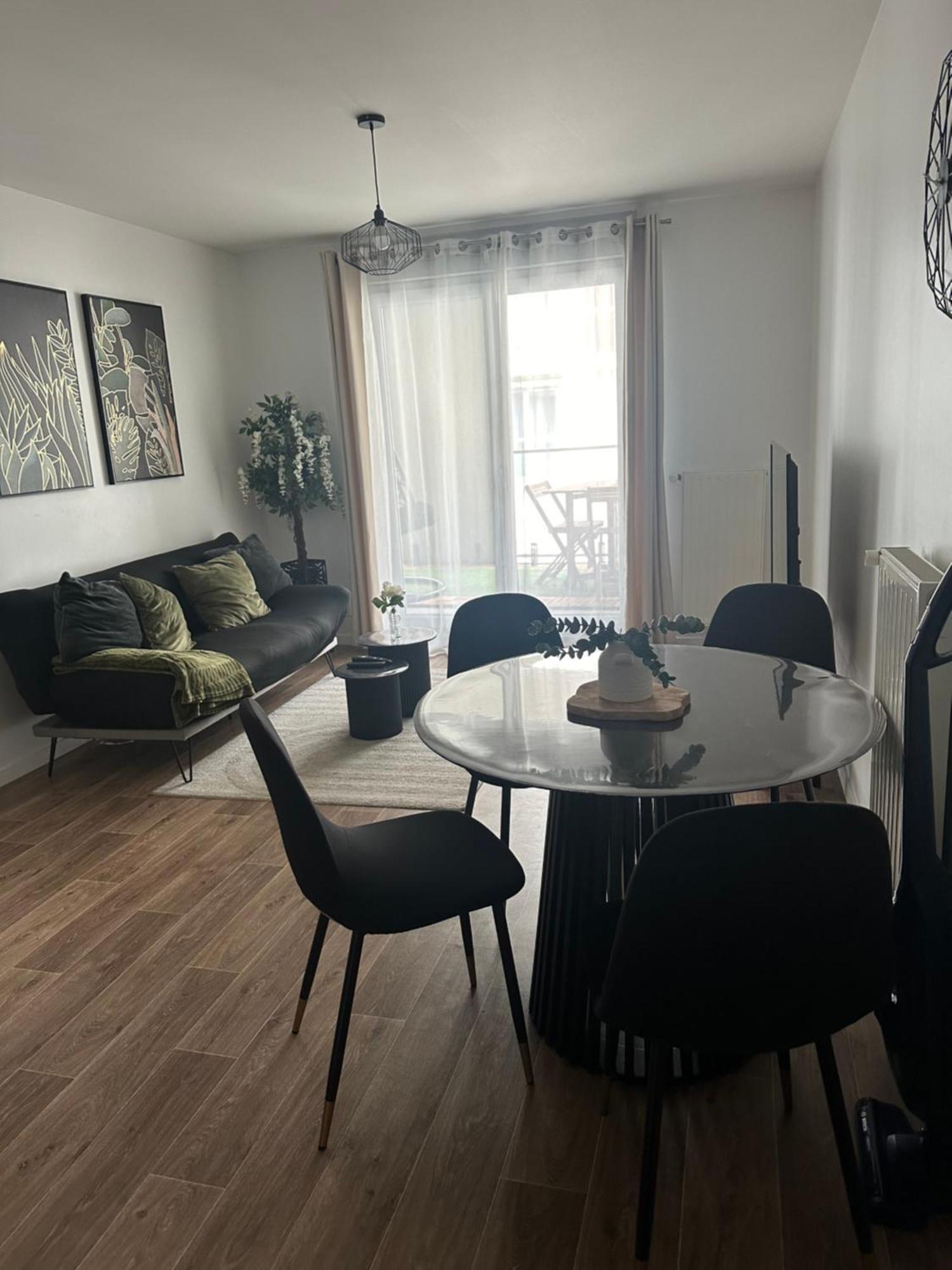 Apartmán Cosy House A 6 Min Du Rer A Et Psa Carrières-sous-Poissy Exteriér fotografie