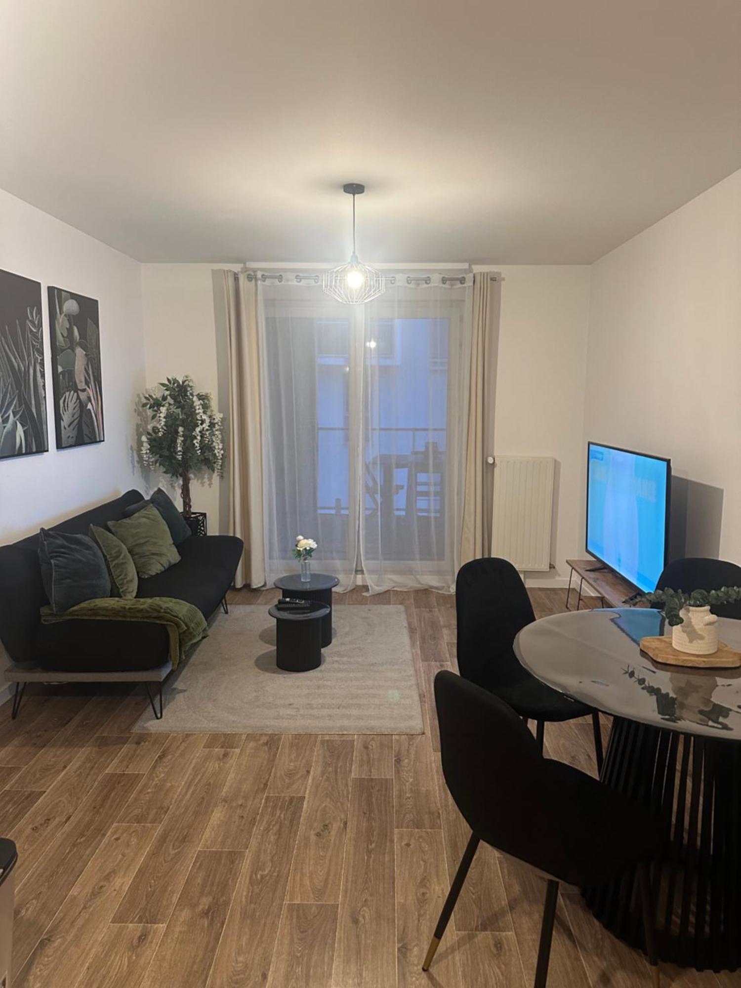 Apartmán Cosy House A 6 Min Du Rer A Et Psa Carrières-sous-Poissy Exteriér fotografie